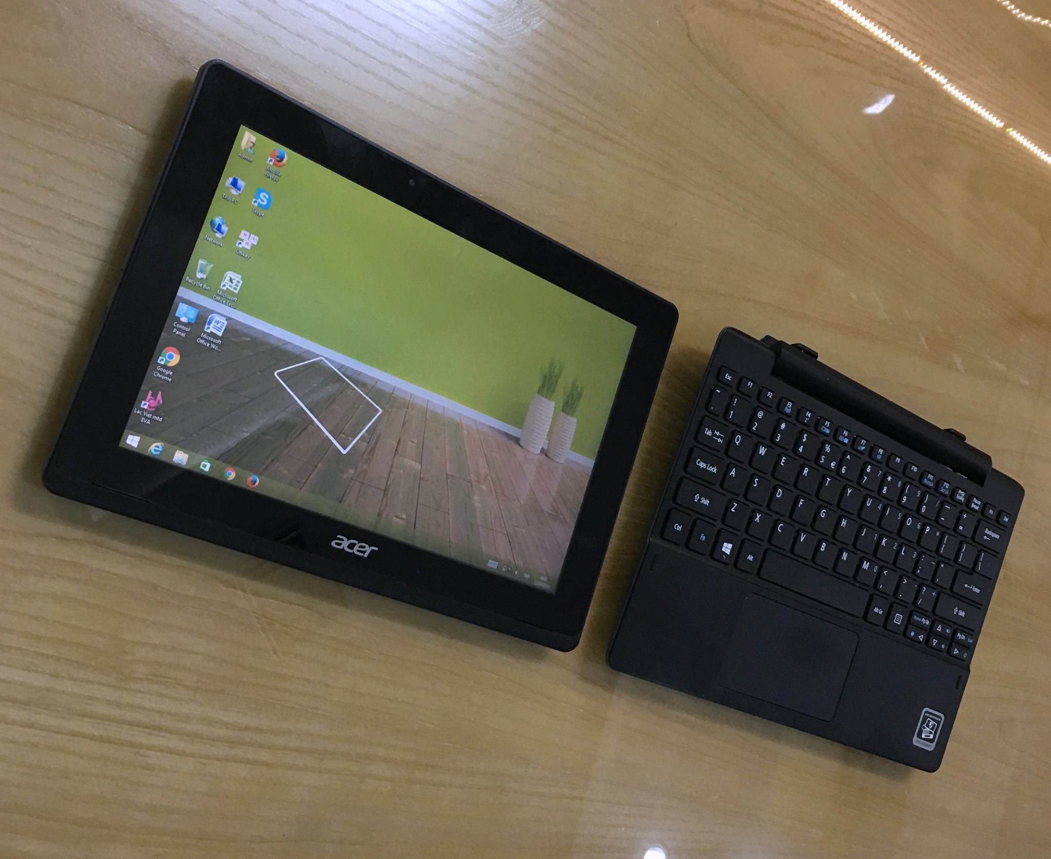 Laptop Acer Aspire SW3 -8.jpg
